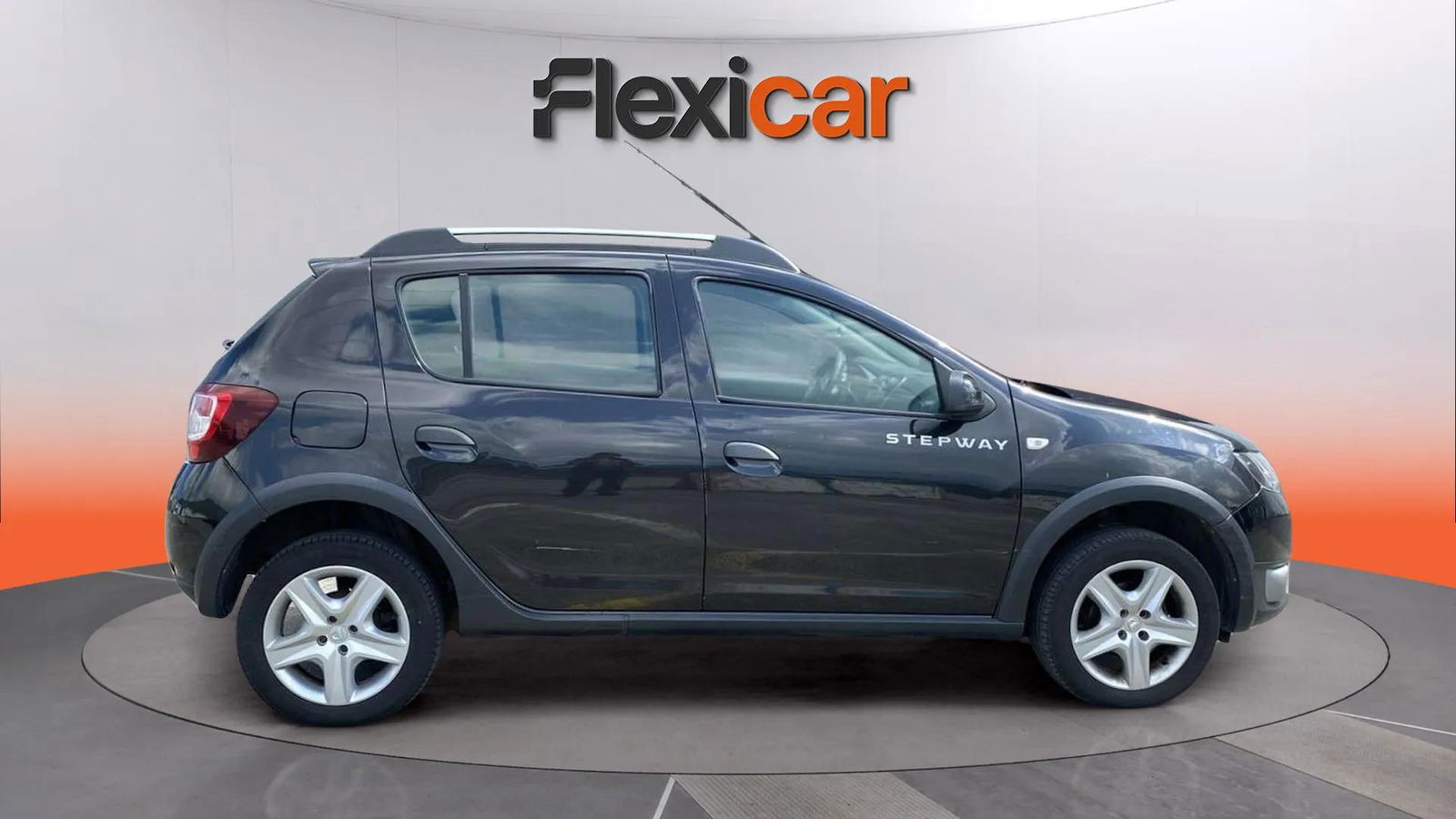 https://cdn-flexicar.caraffinity.it/public_appraisal_images_pro/images/stock/175317/OAALx95ZOT__1450 JND_28948bb1cce74495986a1ba941f618ab_Exterior_6.jpg